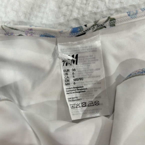 H&M floral bikini - Picture 7 of 11